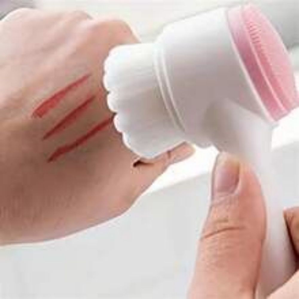 Easy-Clean Pet Paw Brush – Groom & Massage